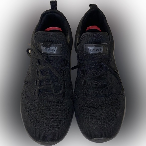 Other - Mens Black Comfort Levi’s Size 11